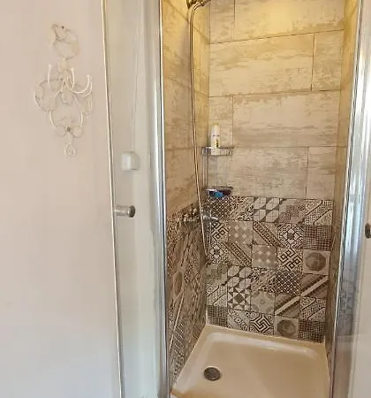 Galata Duplex Apt. *balcony* 1 Min To Metro Stn. Istanbul